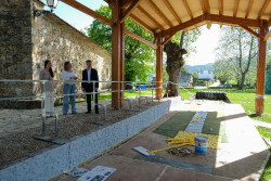 Avanzan los trabajos de cubrici&oacute;n de la bolera de San Pedruco en Ampuero