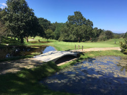 Campo de Golf de Shangri-la.  or Francisco Glez-Riancho Colongues