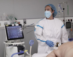 Cantabria tiene la tasa más alta de enfermeros colegiados en 2024