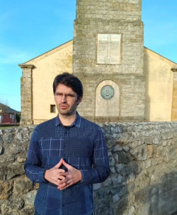 Cantabristas insta al Ayuntamiento de Pi&eacute;lagos a retirar la simbolog&iacute;a franquista de Liencres y Oru&ntilde;a