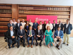 Carlos Augusto, reelegido presidente de Cámara Torrelavega con el apoyo unánime del Pleno