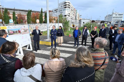 Cesar Díaz y la alcaldesa presentan un mural de los accesos al Puerto que Santander pagará el 50%