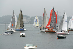 Comienza la Regata para Cruceros y J80, XXIII  SAR Don Felipe de Borbón Cantabria Infinita,  creada por Toño Gorostegui.Por José Francisco Garcia de Soto
