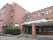 Condenados ocho menores de un instituto de Torrelavega por acosar a un compañero