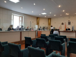 Cuatro empleados de Santillana admiten que se quedaron dinero del parking y aceptan hasta seis meses de prisi&oacute;n