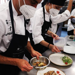 Denuncian irregularidades en el procesode Selección de la Escuela TALENTO DE COCINA de Torrelavega.