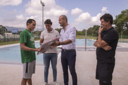 El Ayuntamiento de Torrelavega felicita al nadador Teo del Riego tras quedar cuarto en el Campeonato de Europa