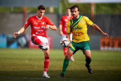 El Charles regresa de vac&iacute;o de Santa Ana