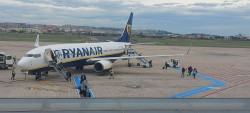 El ERE de Ryanair para personal de asistencia en tierra afectará a 32 personas en el Seve Ballesteros, según CCOO
