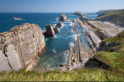 El Geoparque Mundial de la UNESCO Costa Quebrada se suma a la red nacional de ecoturismo