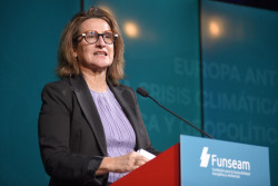 El impuesto al pl&aacute;stico perjudica a la competitividad de Espa&ntilde;a, &uacute;nico pa&iacute;s que lo aplica, seg&uacute;n Deloitte