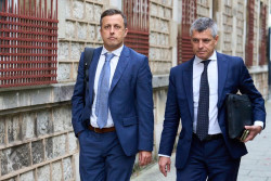 El juez Acayro pide suspender la ejecución de la sentencia que le inhabilita diez años