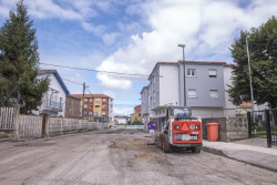 El nuevo Plan de Asfaltado de Torrelavega actuará en 50.400 metros cuadrados de barrios y pueblos