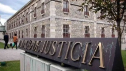 El padre del acusado del `after` al polic&iacute;a que le detuvo: "Fue una noche de borrachera y un error con 24 a&ntilde;os"