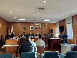 El portero de un pub acusado de abusar de una menor lo reconoce y acepta dos a&ntilde;os de c&aacute;rcel