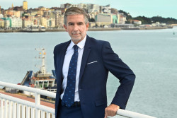 El tráfico en el Puerto de Santander de Cesar Díaz cae un 1,8% hasta octubre pero triunfa, dice, en visitas guiadas