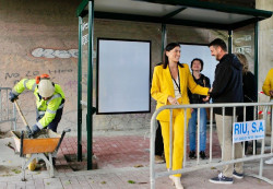 El TUS inicia las obras para instalar 41 nuevas marquesinas