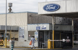 Ford confirma la fabricaci&oacute;n de un nuevo modelo en la f&aacute;brica de Almussafes (Valencia) en 2028