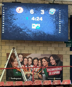 Instalados los nuevos videomarcadores del pabellón Vicente Trueba