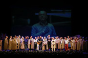 La Cofrad&iacute;a del Hojaldre de Torrelavega homenajea a su fundador, Javier L&oacute;pez Marcano