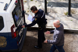 La defensa del funcionario encarcelado por la trama de Carreteras pide su puesta en libertad
