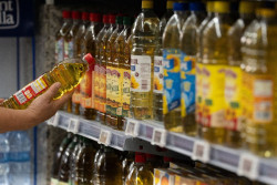 La marca blanca de aceite de oliva virgen extra está a la altura de las primeras marcas, según la OCU