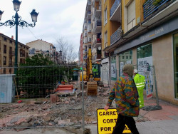 La renovación de la calle Julián Ceballos de Torrelavega incluye 43 nuevos árboles