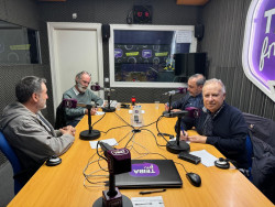 La tertulia de Claudio Acebo y la polémica del aparcamiento del Sardinero.   Carlos Magdalena