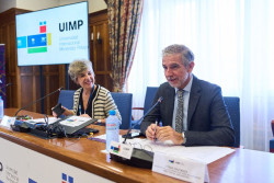 La UIMP presenta una semana portuaria descafeinada con un mon&oacute;lo de Cesar D&iacute;az m&aacute;s la falta de "gallos" portuarios