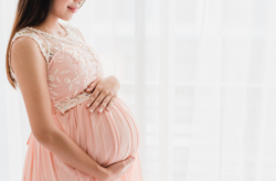 Las mujeres siempre han sido vientres con piernas, por Manuel Cabrero B&aacute;rcena