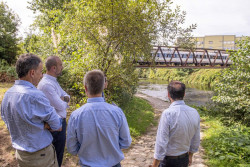 Las obras de la vía auxiliar de Feve en Torrelavega empezarán en diciembre o enero, pero no se dice de que año