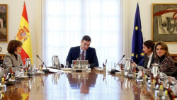 Los mismos perros con diferentes collares  Por Carlos Magdalena