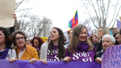 M&aacute;s vacunaciones y menos manifestaciones. Por Carlos Magdalena