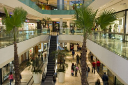 Norges Bank y Sonae Sierra crean una joint venture y adquieren una cartera de 8 centros comerciales en Espa&ntilde;a
