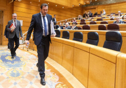 &Oacute;scar Puente sigue con sus justificaciones est&uacute;pidas, asegura que las roturas de carril son habituales en Europa, 