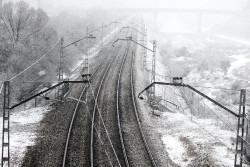 Retrasos de 90 minutos en un Alvia Madrid-Santander en Valladolid por acumulaci&oacute;n de hielo