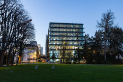 Roche inaugura en Basilea (Suiza) una nueva sede de investigaci&oacute;n de su Instituto de Biolog&iacute;a Humana