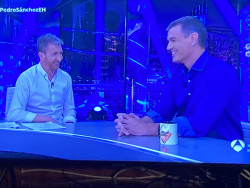 Sánchez fue a El Hormiguero de Motos a echar la culpa de sus males a la prensa. Por Carlos Magdalena 