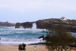 Santander activará la fase de preemergencia del PEMUSAN por el aviso rojo por fenómenos costeros