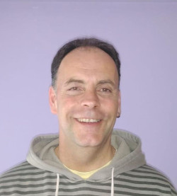 Se revuelve el Ayuntamiento de Laredo por la coalición pactada entre el alcalde del PP y los concejales de Podemos e IU