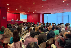 Torrelavega acoge una jornada informativa sobre la nueva facturación electrónica Verifactu obligatoria en 2026