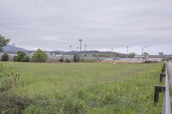 Torrelavega contará "en pocos días" con un nuevo aparcamiento público en Tanos