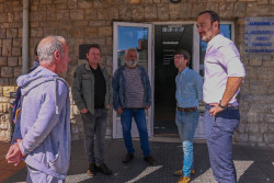 Torrelavega contrata a 11 desempleados para un programa de regeneración artística de edificios