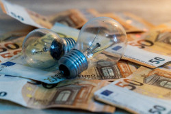 Torrelavega destina 95.000 euros a ayudas para gastos de suministros de energía e Internet