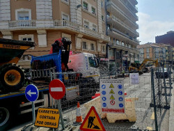 Torrelavega inicia la remodelación del segundo tramo de la calle Julián Ceballos