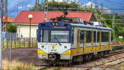 VIAJAR EN TREN. Por Santi M. Hernández