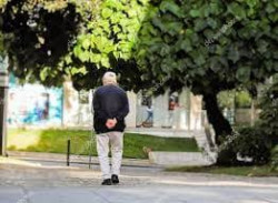 Viaje a ninguna parte.Mariano Cabrero B&aacute;rcena es escritor